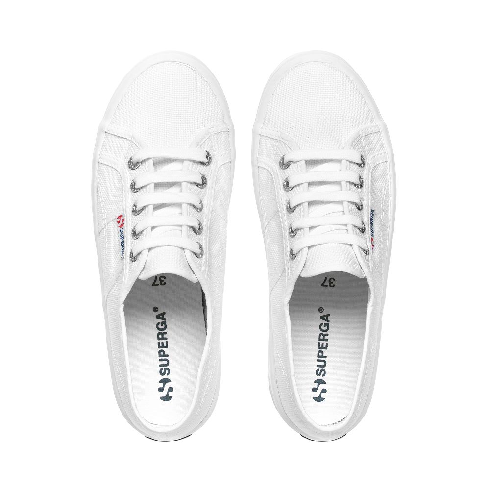 Superga 2555 Alpina White Low Top Sneakers - Men's Sneakers USA | US3615895